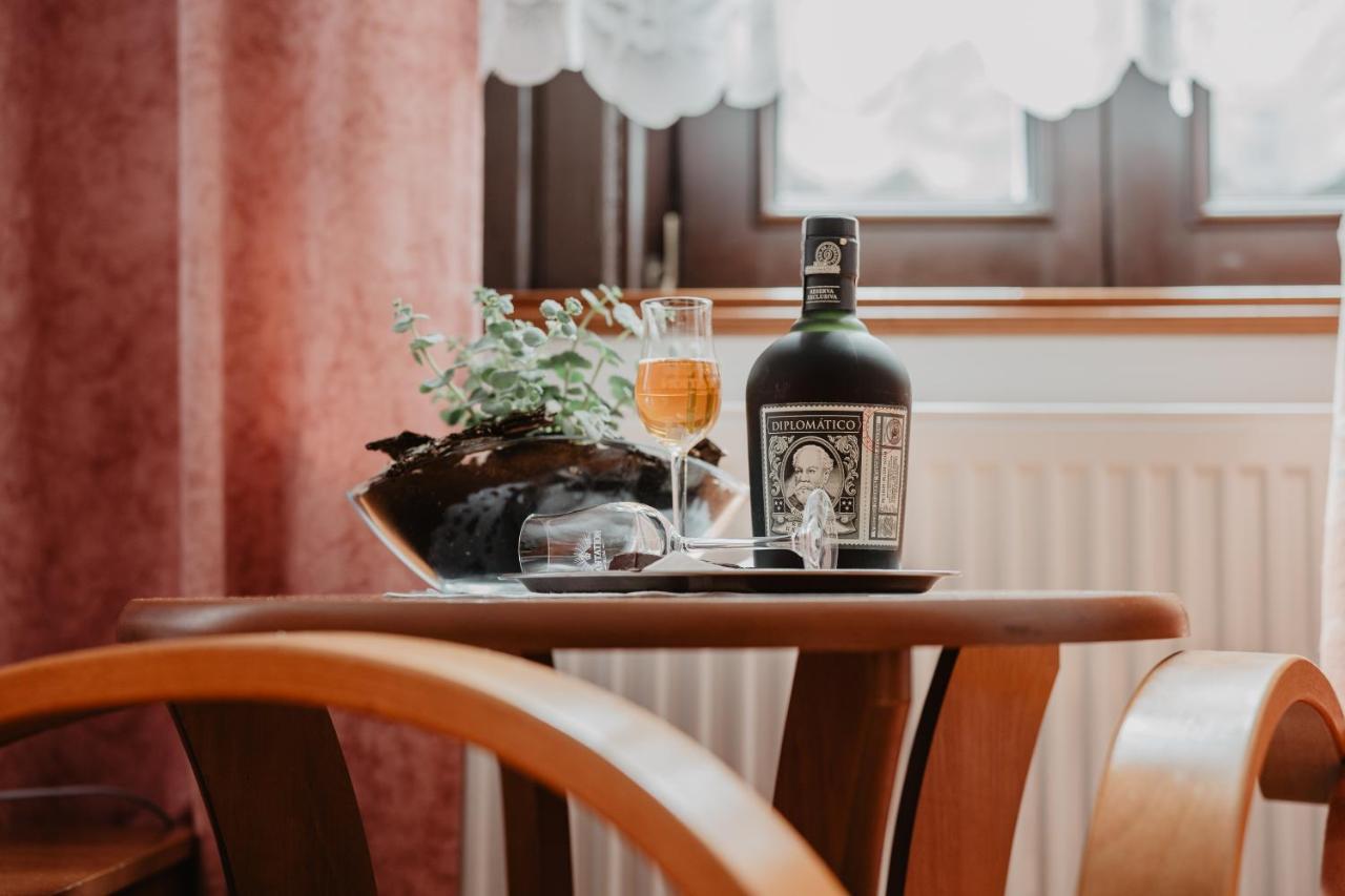 Hotel U Lipy Hřensko Εξωτερικό φωτογραφία